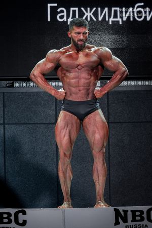 CLASSIC PHYSIQUE